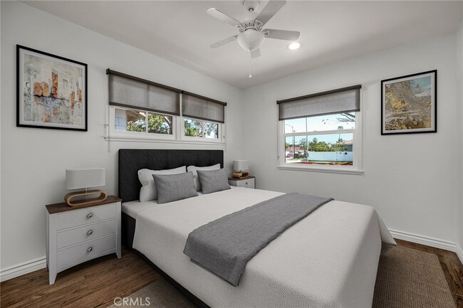 Building Photo - 6139 Tampa Ave