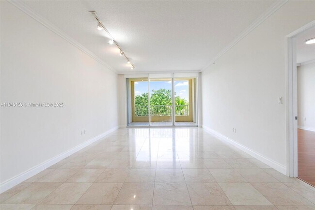 Building Photo - 703 Crandon Blvd