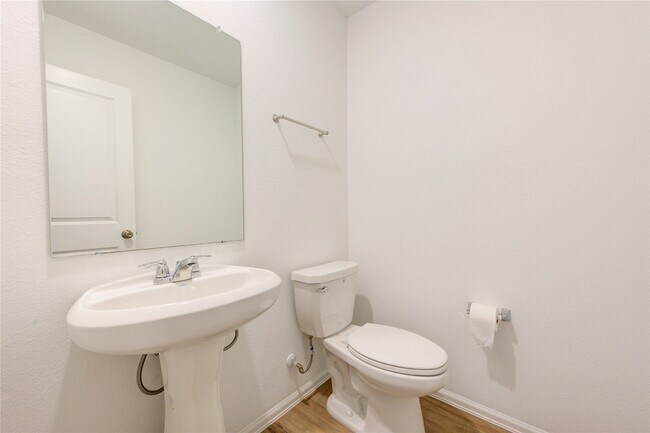 Building Photo - 3418 Spanish Oak Ln
