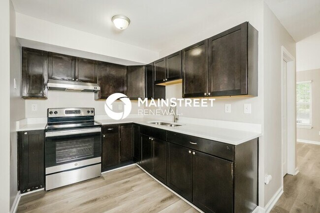 Building Photo - 3 Bedroom Pet-Friendly Home in LOUISVILLE, KY with Main Street Renewal