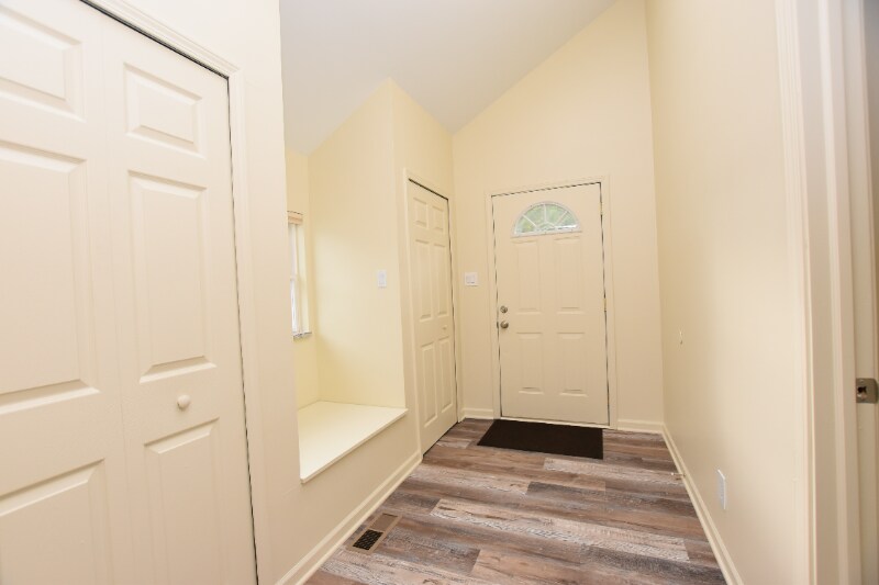 Building Photo - 3891 Lawley Ave