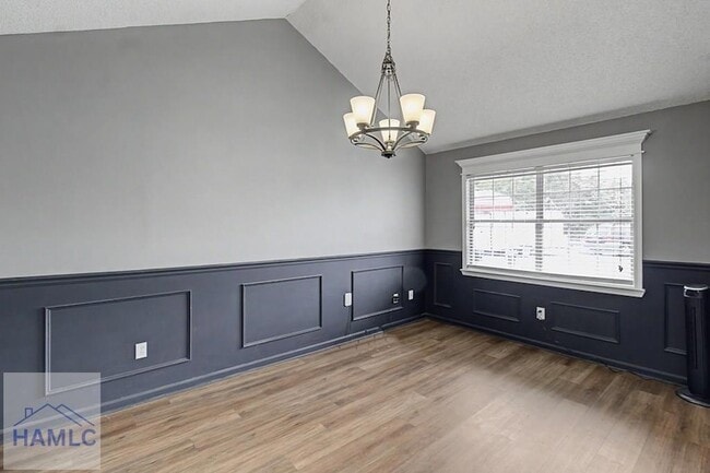 Building Photo - 291 Sabreena Cir