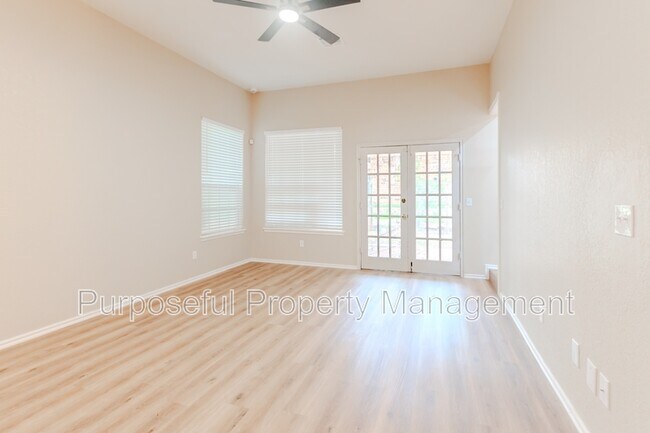 Building Photo - 1109 David Rd