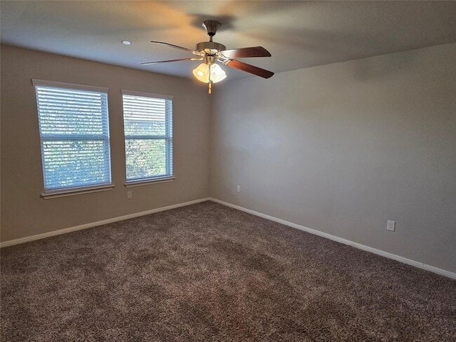 Building Photo - 2304 S Lakeline Blvd