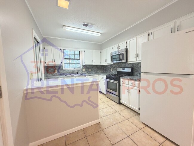 Building Photo - 3 Bed 2 Bath Home in Ruston