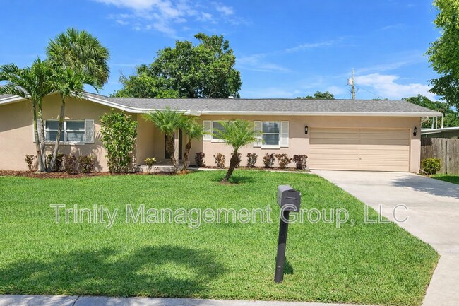 Building Photo - 1509 E Winding Way