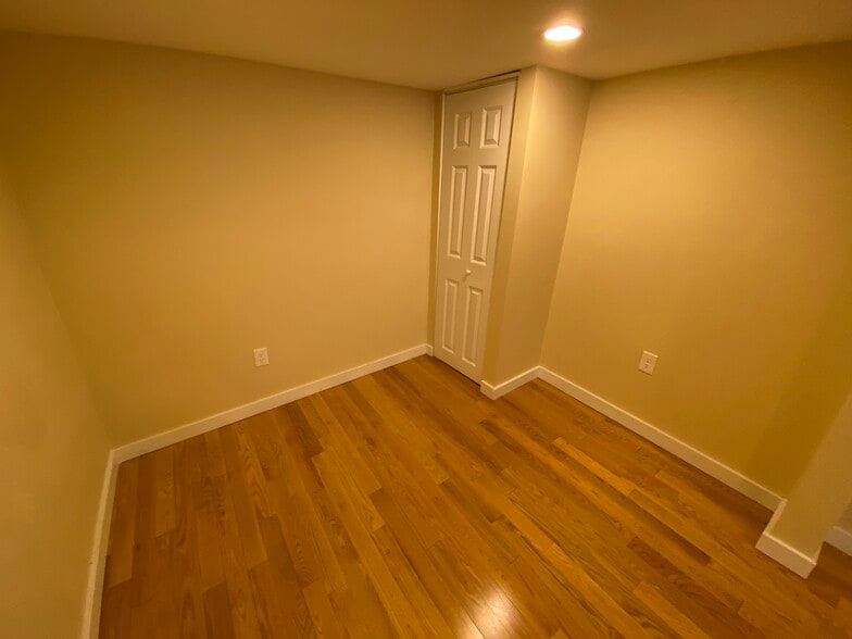 Building Photo - 238 Cambridge St