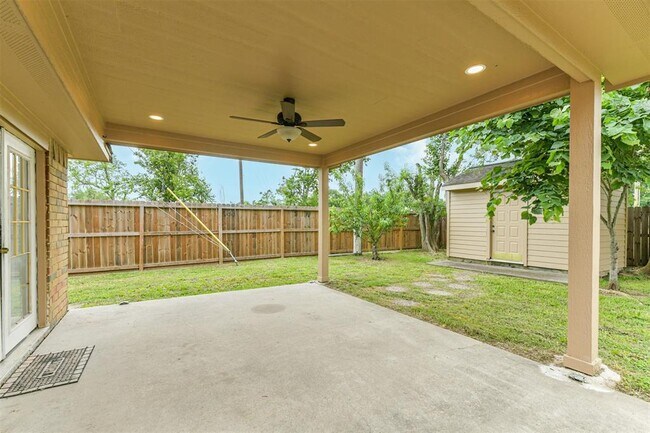 Building Photo - 8131 Split Oak Dr