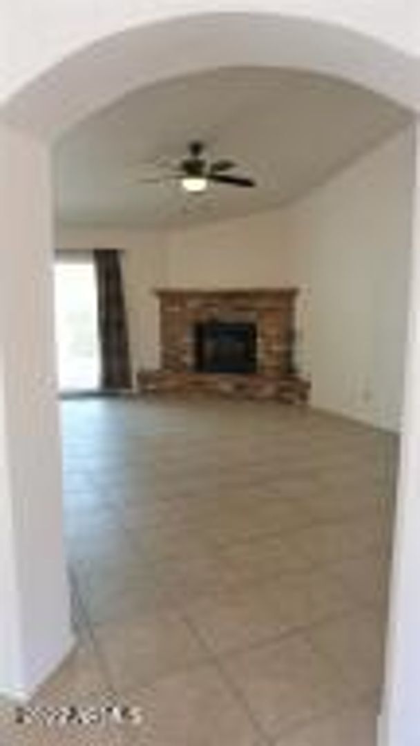 Building Photo - 2853 Northridge St