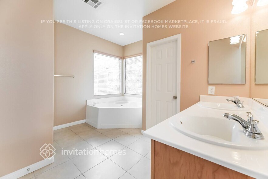 Building Photo - 9025 Barnwell Ave