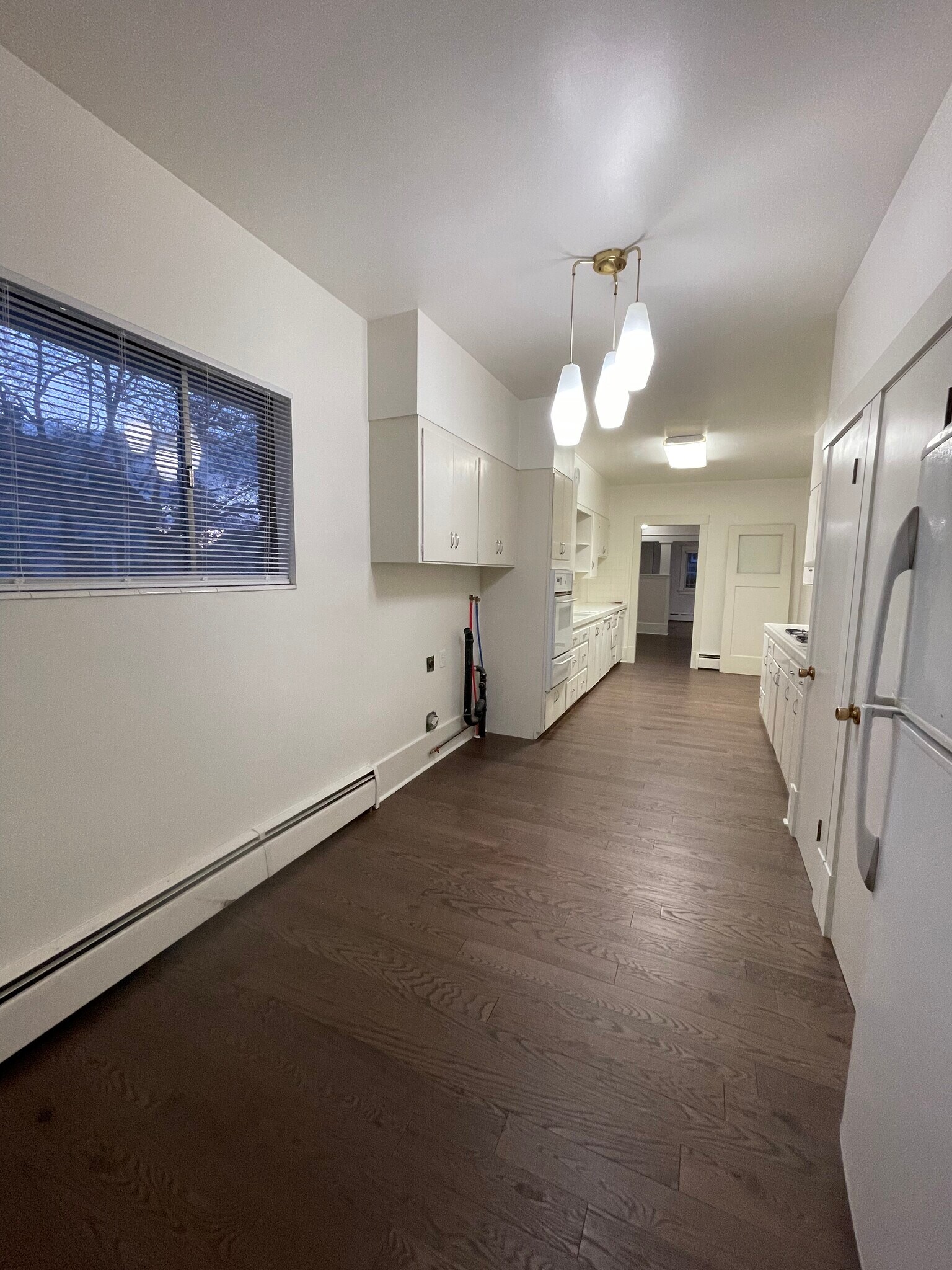 Building Photo - 264 E 4800 S