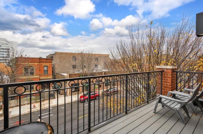 Building Photo - 2248 W Taylor St