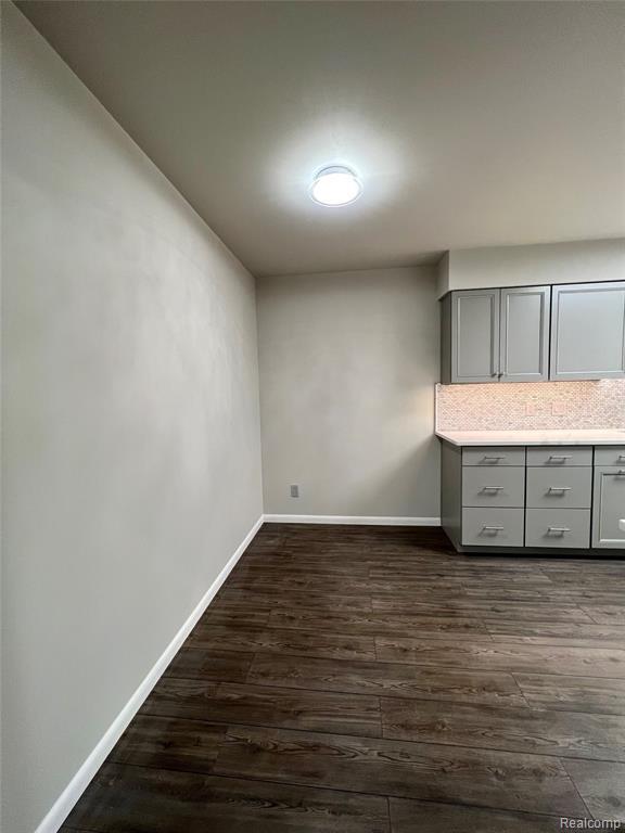 Building Photo - 521 E University Dr