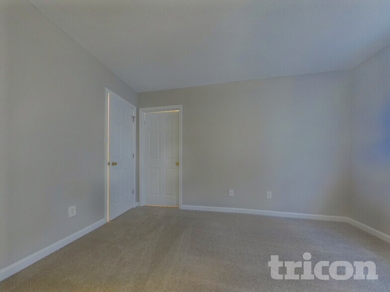 Building Photo - 45 Cedars Glen Way