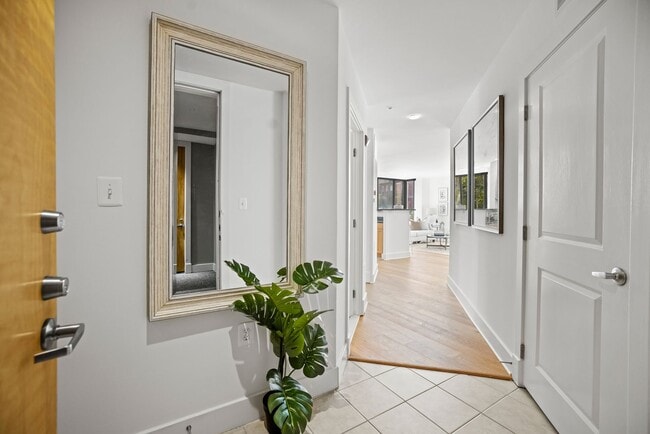Building Photo - The Hartford | 2 Bed | 2 Bath | 1,100 Sf | 1 Private Balcony | 1 Garage Parking