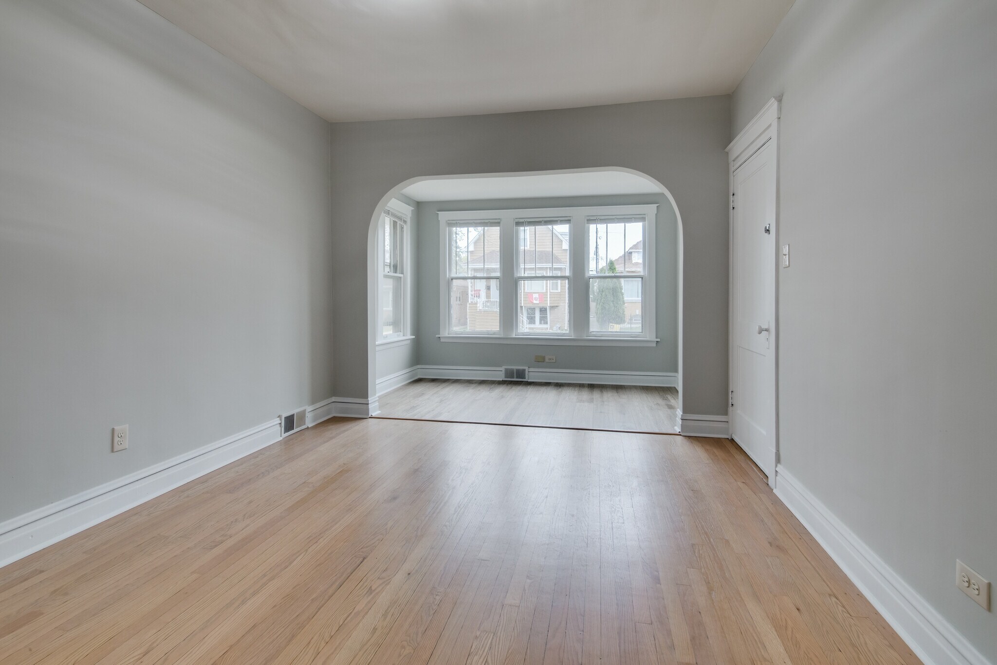Building Photo - 6228 W Berenice Ave