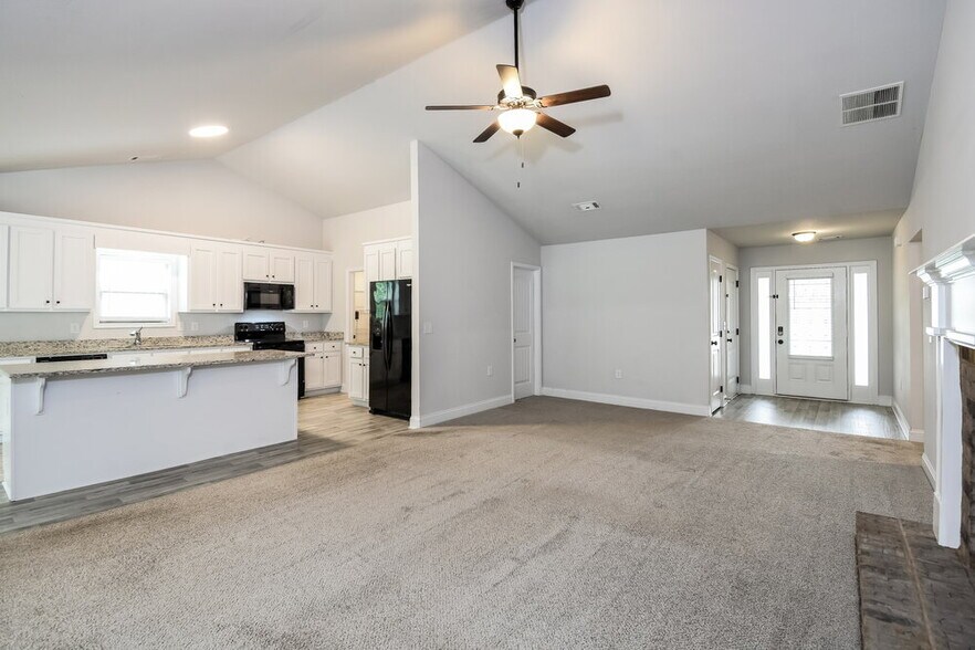 Building Photo - 84 Heartland Cir