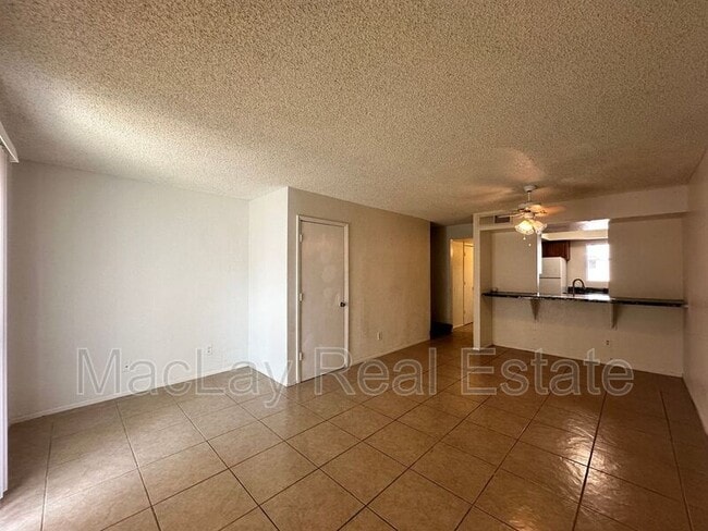 Building Photo - 2801 E Monte Cristo Ave