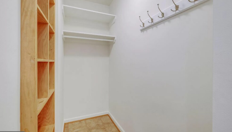 Building Photo - 3760 39th Street NW