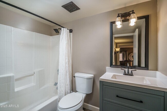 Building Photo - 6615 N 89th Ave