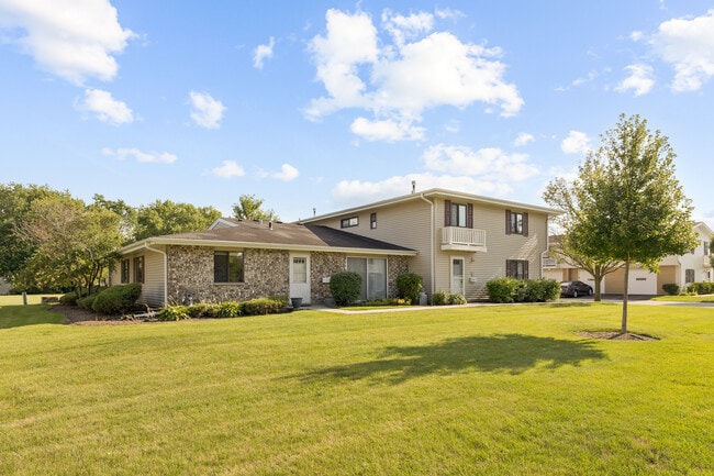 Building Photo - 117 Cotuit Ct