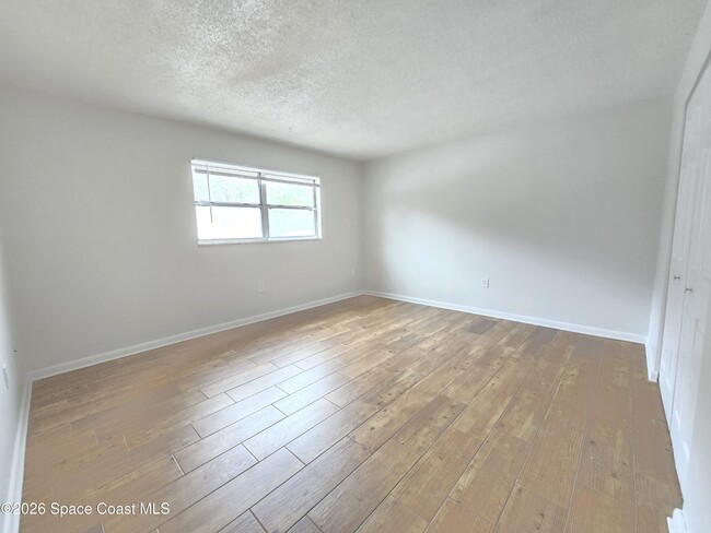 Building Photo - 3135 Shady Dell Ln