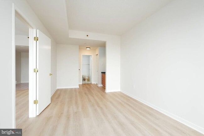 Building Photo - 1530 Key Blvd