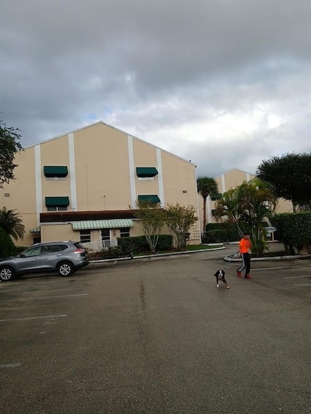 Building Photo - 15300 SW 106th Terrace