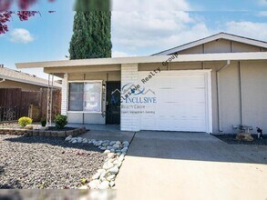 Building Photo - Gorgeous Duplex in Rancho Cordova!