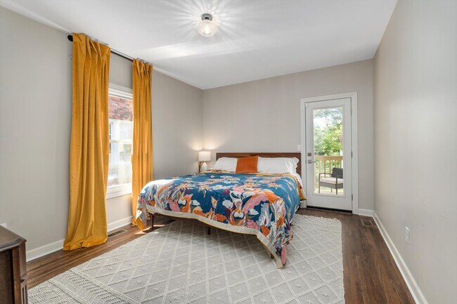 Building Photo - 1456 Virginia Park St