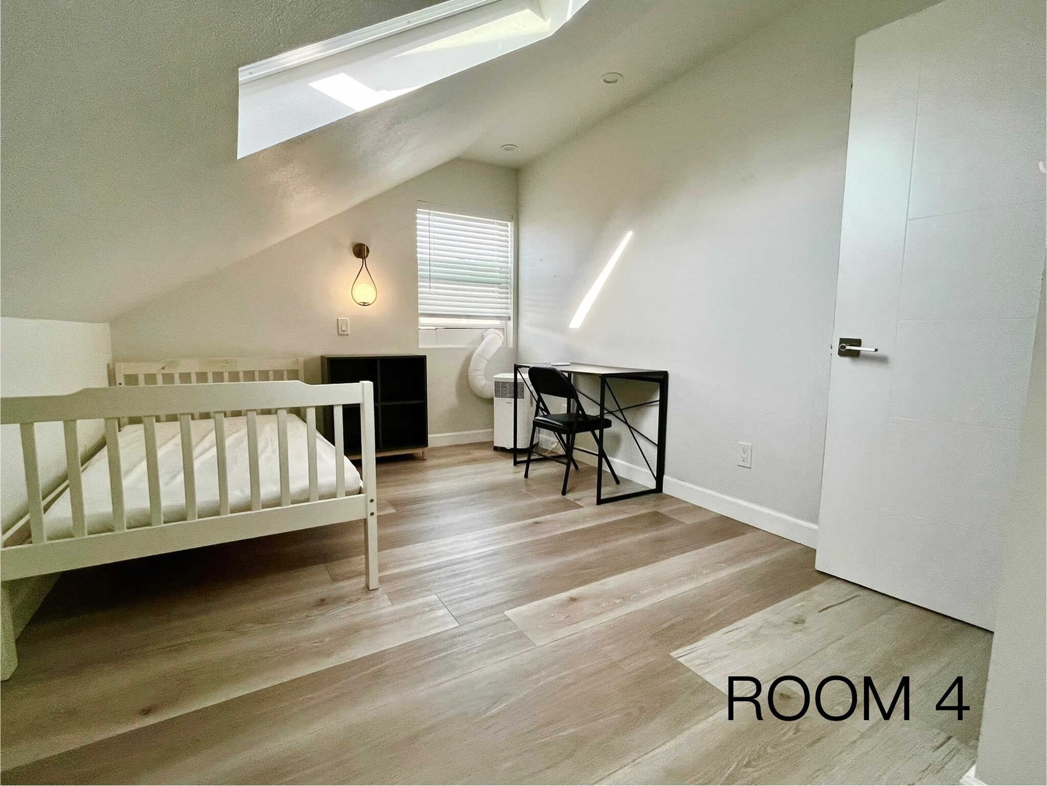 Building Photo - 1347 W 23rd St