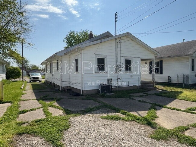 Building Photo - 2125 N Purdum St