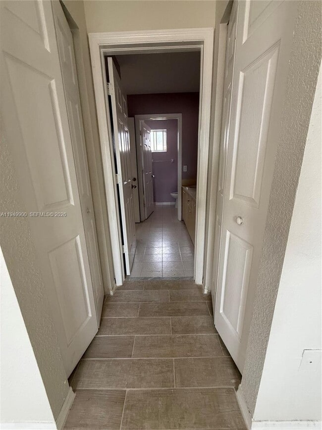 Building Photo - 10644 NW 87th Ct