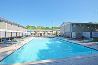 Swimming Pool - Sterling Villas Apartments