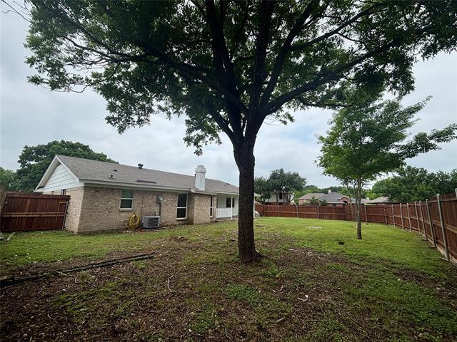 Building Photo - 1153 Tracy Ln