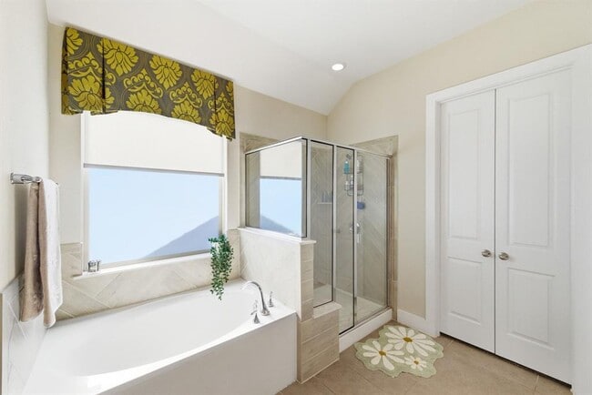 Building Photo - 108 Leon Loop