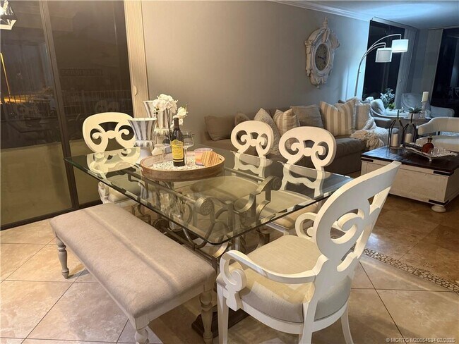 Building Photo - 10680 S Ocean Dr