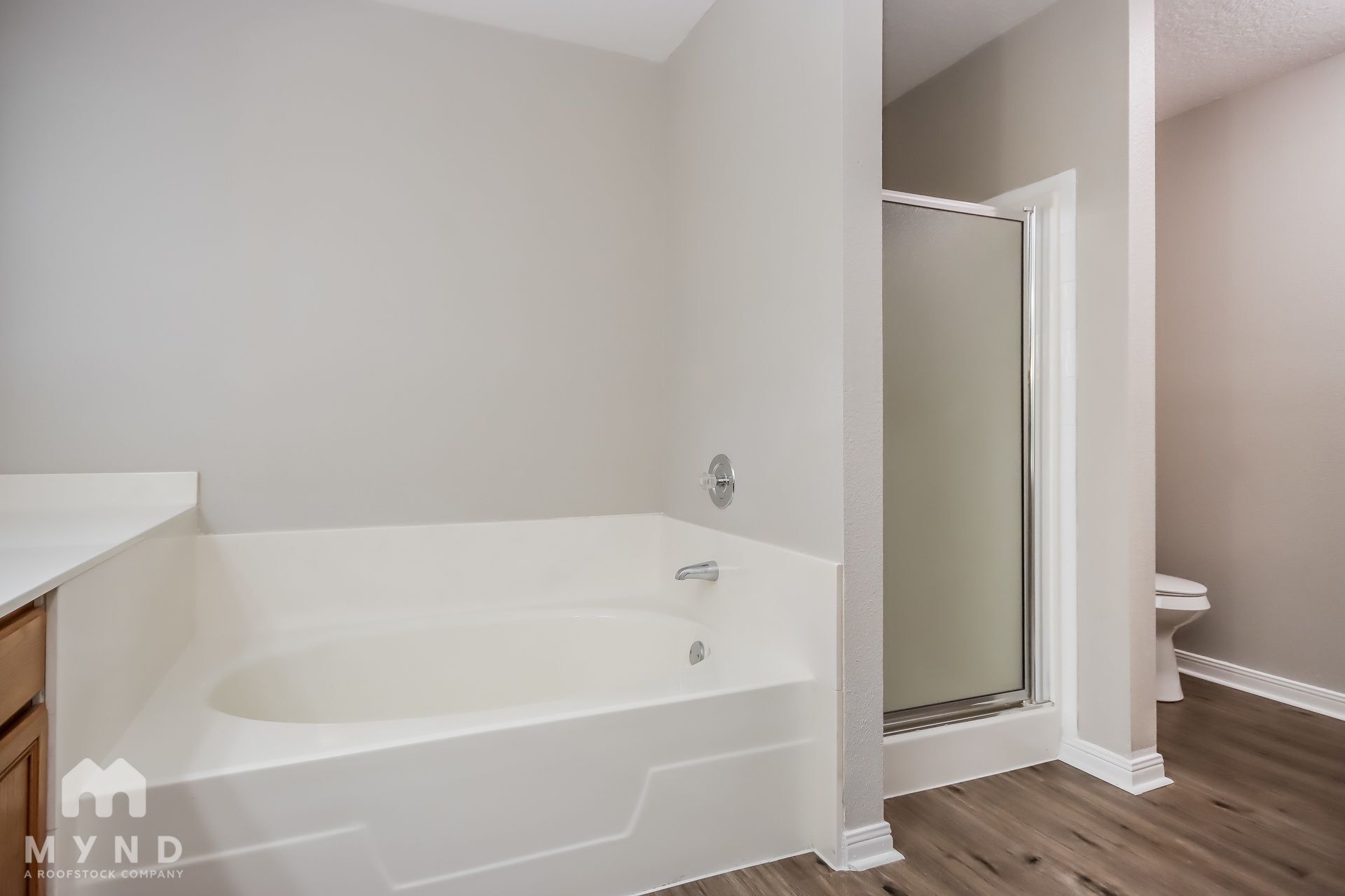 Building Photo - 598 Orangewood Dr