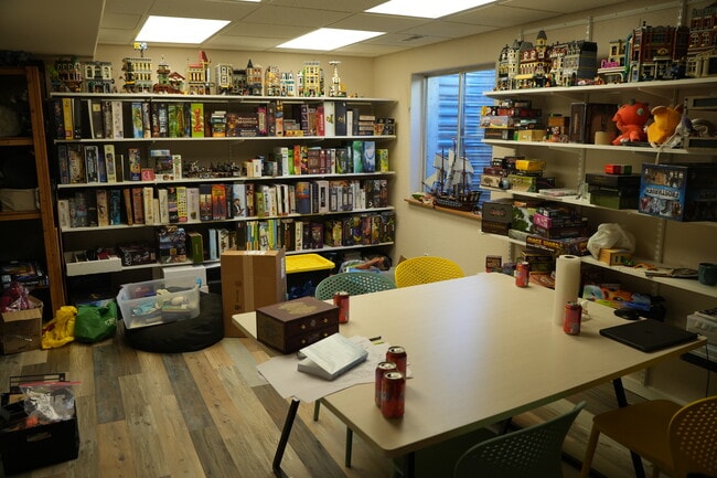 Building Photo - 3518 Nyland Way