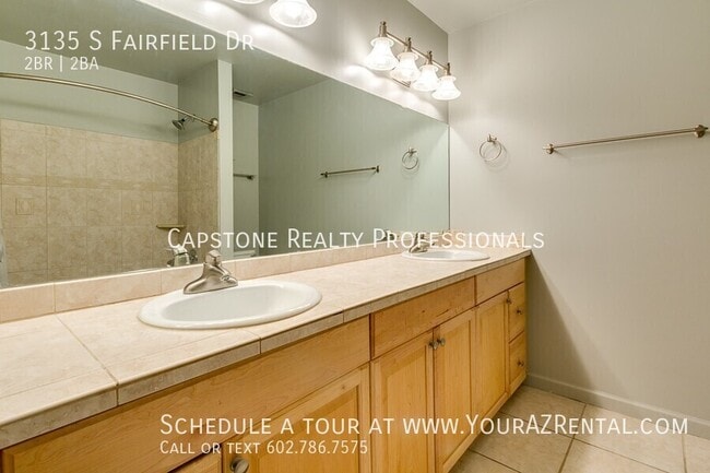 Building Photo - 3135 S Fairfield Dr