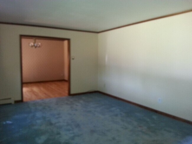 Building Photo - Beautiful Ranch-Style Home with Finished Basement & Huge Fenced Yard