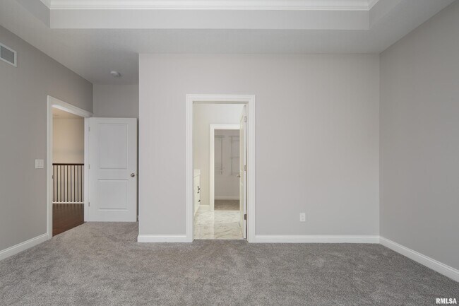Building Photo - 5120 Pandit Dr
