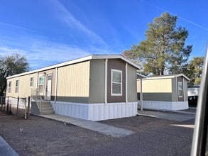 Building Photo - 1431 N French St