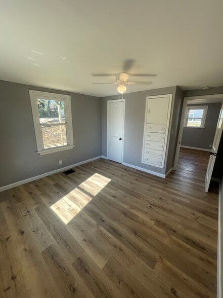 Bedroom #1 - 1233 N Spanish St