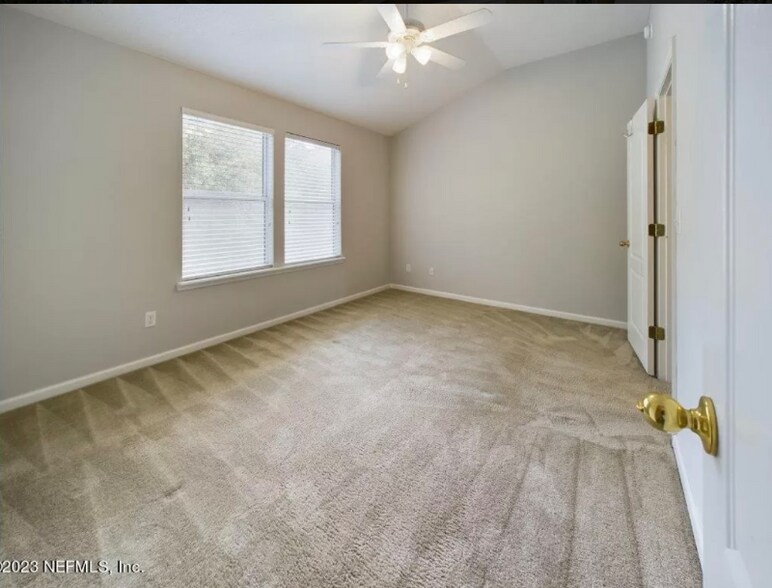 Building Photo - 12295 Black Walnut Ct