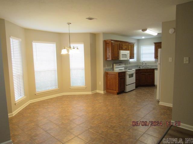 Building Photo - 2225 Dillard Dr