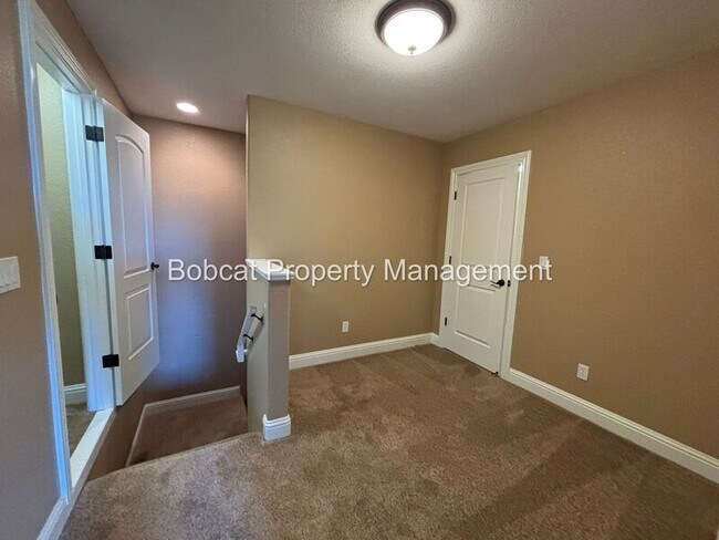 Building Photo - 1360 Turner Ct