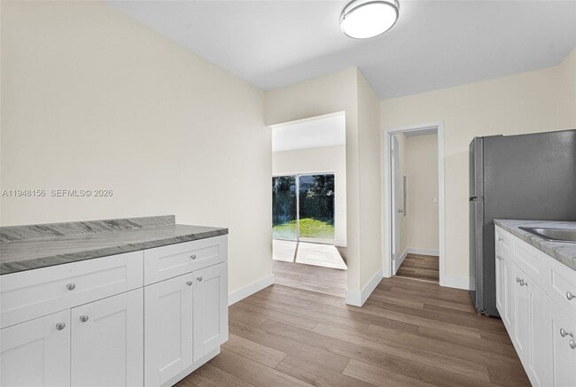 Building Photo - 130 NW 48th St