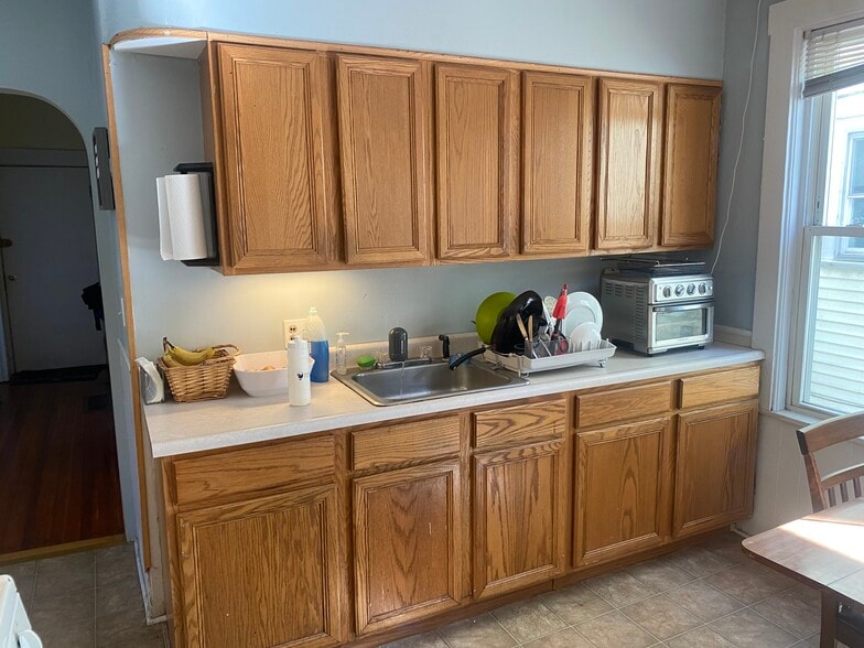 Building Photo - 2 Imrie Rd