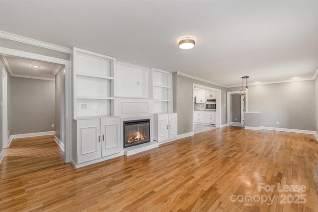 Building Photo - 1164 Bradford Mountain Rd